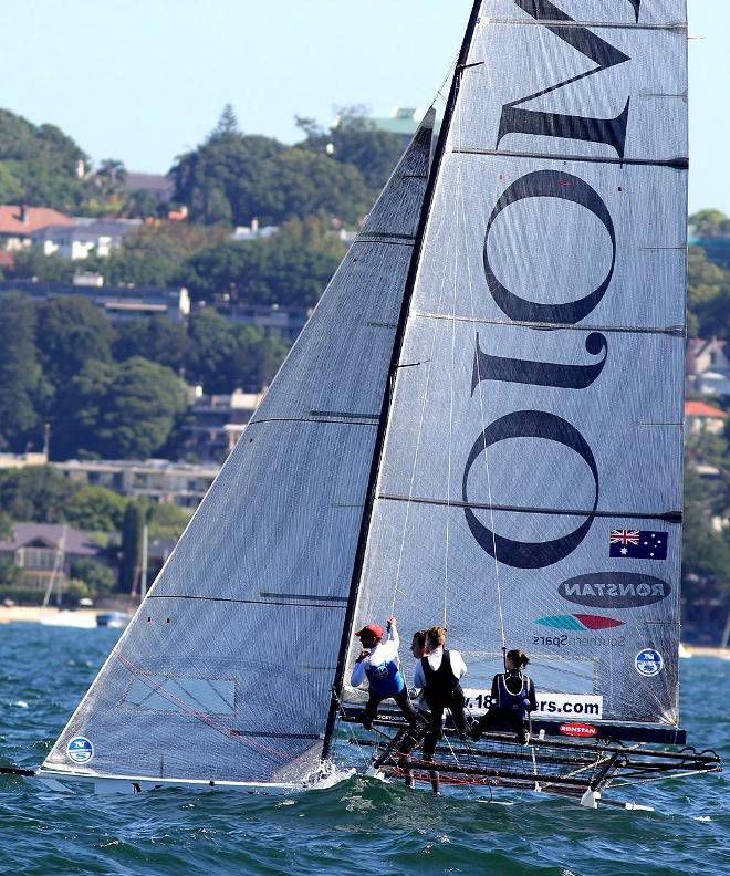Sarah Lee takes the tiller on Mojo Wine - 2016 18ft Skiffs Queen of the Harbour © Frank Quealey /Australian 18 Footers League http://www.18footers.com.au